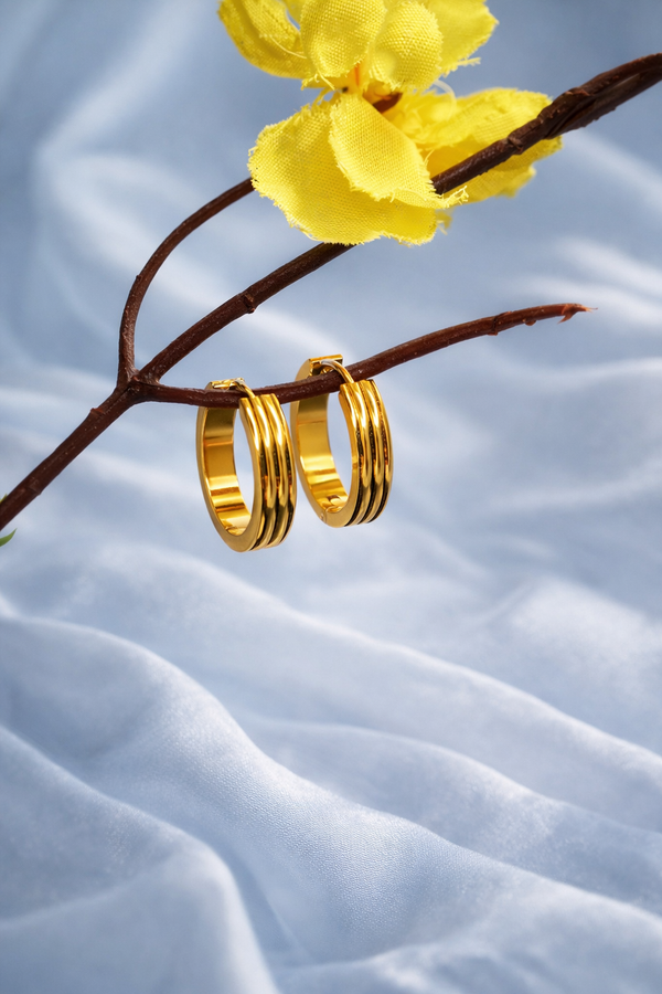 Minimal Luxe Gold Hoop Earrings