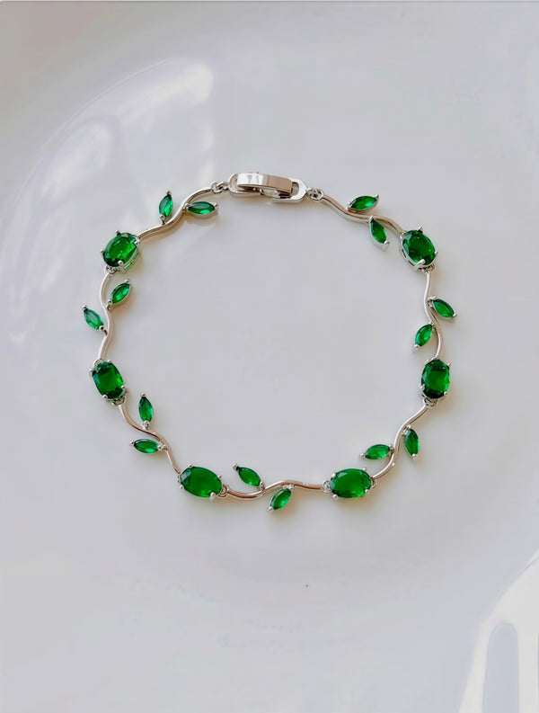 Green Silver Aura Tulip Bracelet